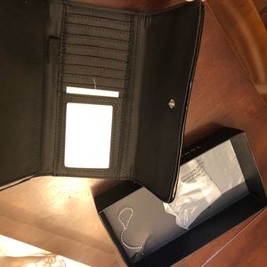 Tommy Hilfiger Women’s wallet